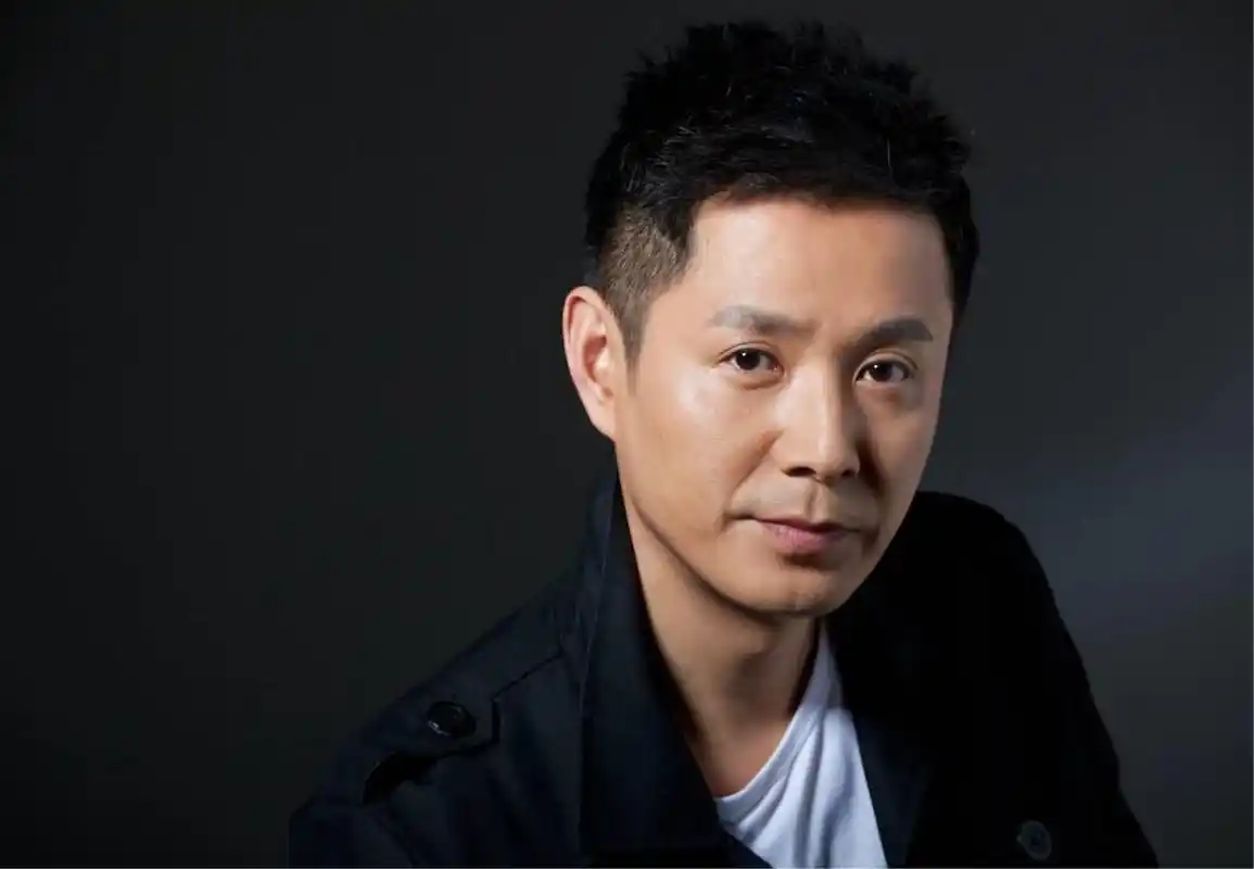 因《父母爱情》被人熟知,现实中娶了80后娇妻,结婚多年零绯闻|郭广平