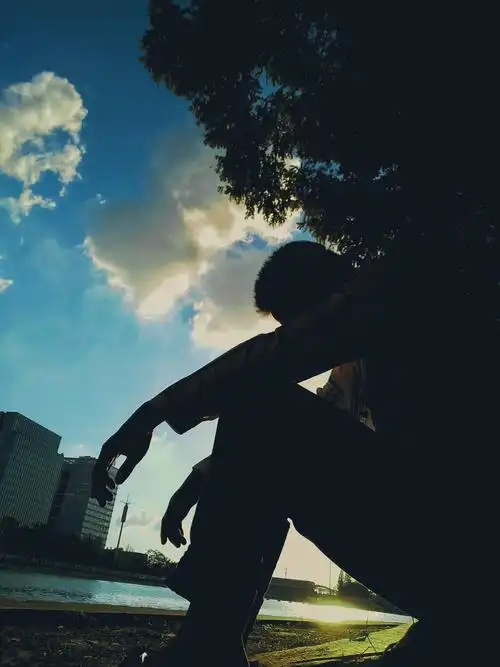 独处- 不如拥有一颗赤诚之心 - 图虫