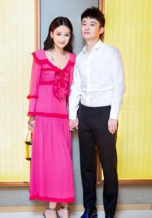 于她眼中,孙怡之家境似乎难符期望,坚信其子可寻觅更上乘之伴侣.