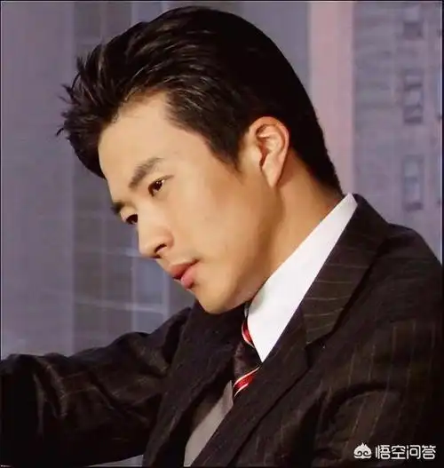 还记得《天国的阶梯》男主角权相佑吗?-惠修网