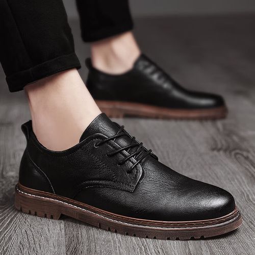 启堂搭配牛仔裤的男士休闲皮鞋春季2022年新款英伦皮鞋男士休闲牛仔裤