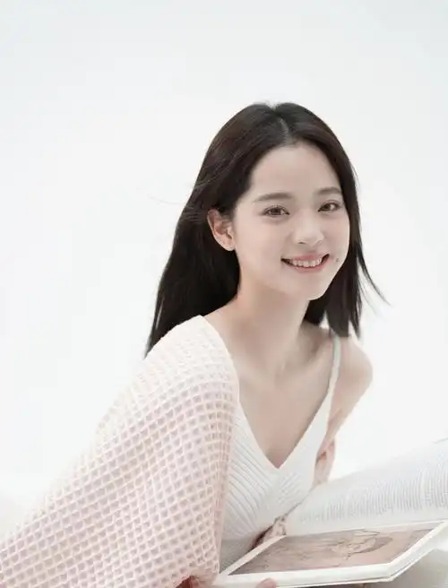 欧阳娜娜私服组图,奶呼呼滴好甜好美