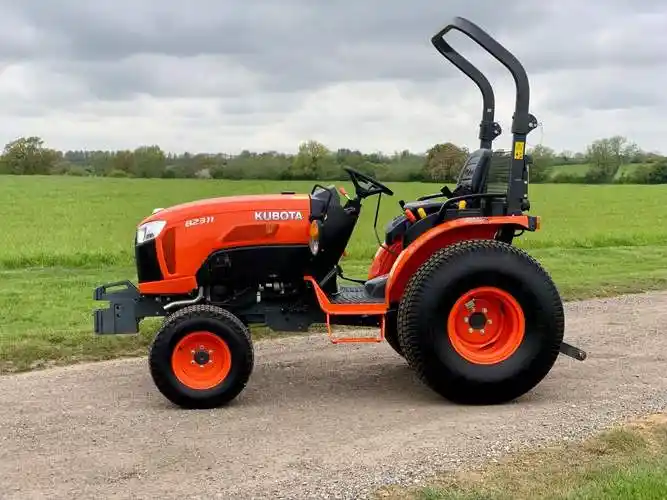 source 购买便宜的久保田m954k农用拖拉机农业机械设备出售 on m.