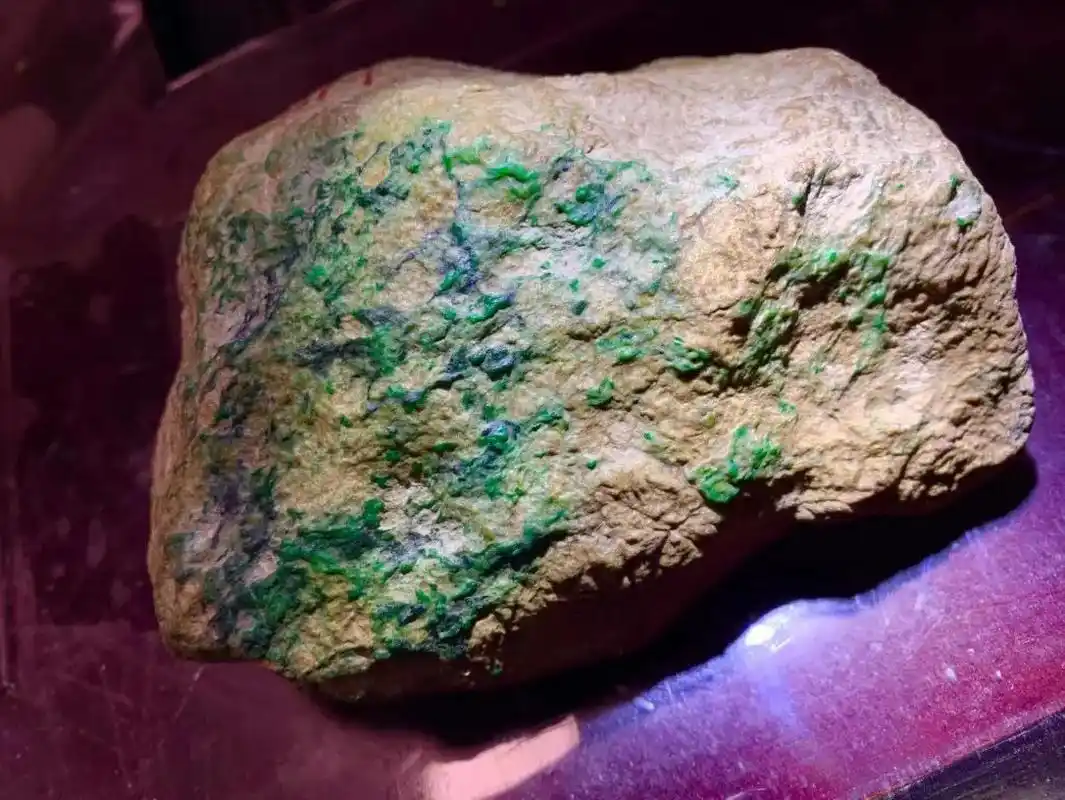 缅甸翡翠原石