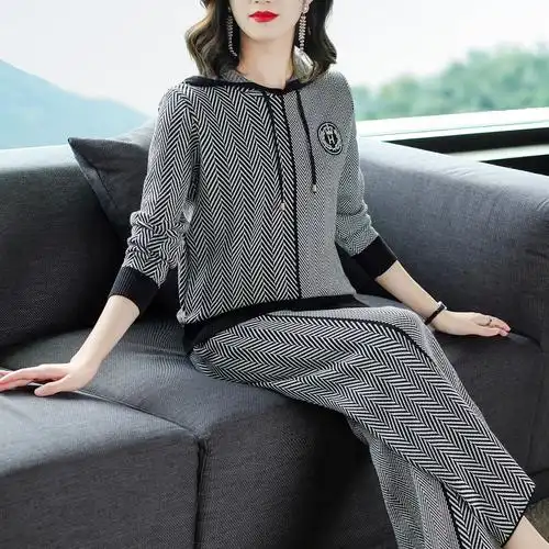 35岁女人时尚冬套装