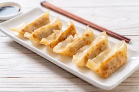 饺子小吃日本饺子或饺子小吃照片