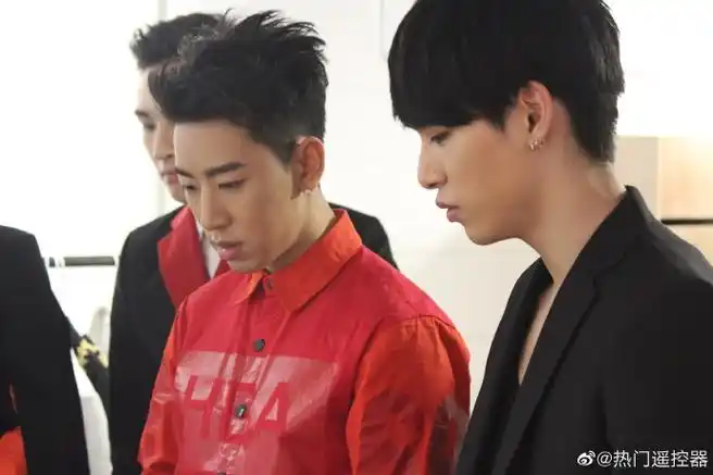 你们还记得timez jumping,偶像万万岁,觉醒,摘下一万颗星星吗,原来