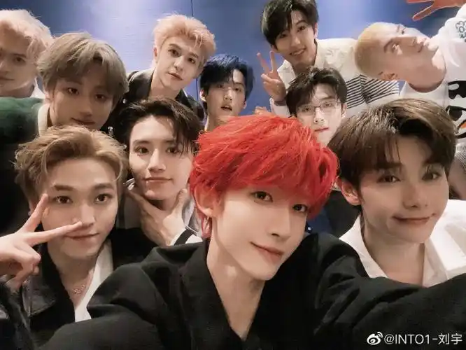 into1团魂