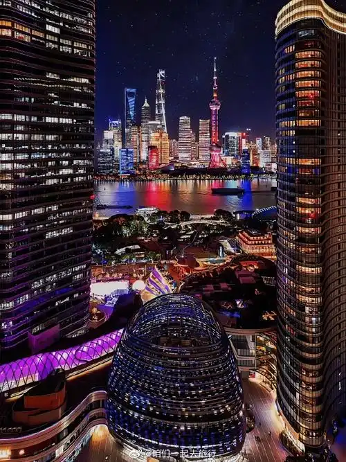 上海已美到next level#    魔都不夜城大上海的夜景是让人着迷的地方