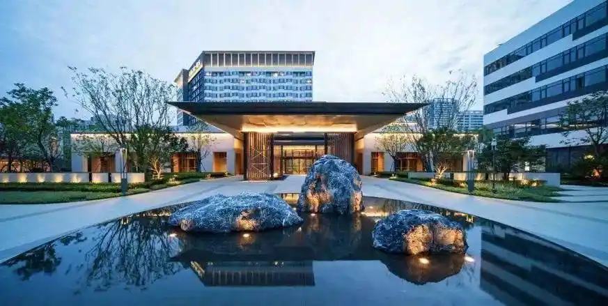 每日一城 | 泰康之家·徽园 遇见徽派享老桃花源_建筑_中心_长辈