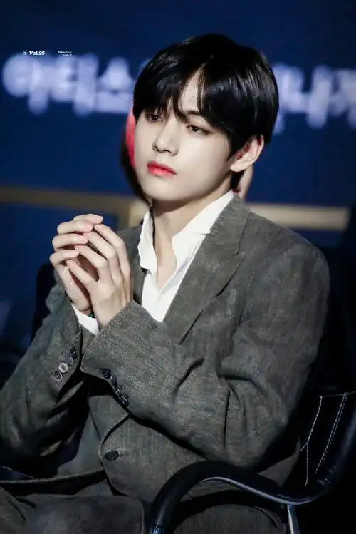 金泰亨壁纸##金泰亨solo