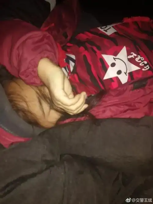 【凯迪拉克 河北一号店】南二环东延高架发生车祸,小女孩当场死亡