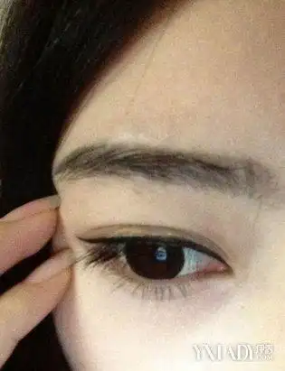 【图】杏仁眼与桃花眼的区别你知道吗 5种定义巧分辨_杏仁眼_女物美容