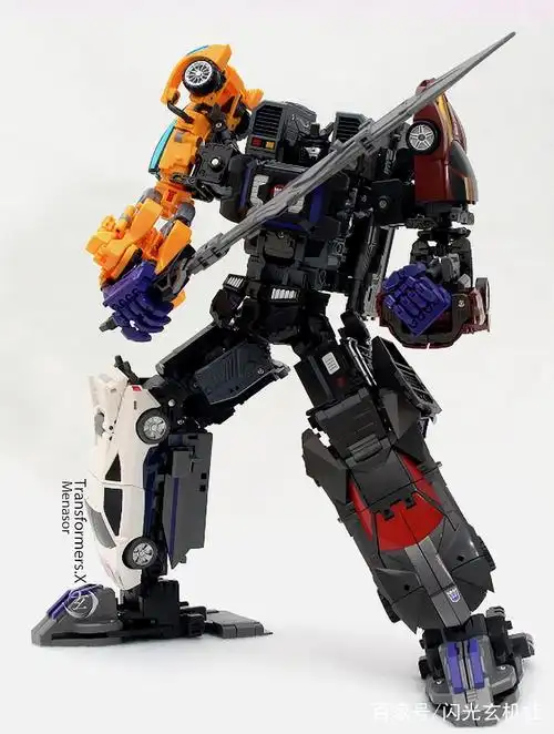 变形金刚狂派霸天虎:魔力神球照耀下的合体金刚-飞天虎