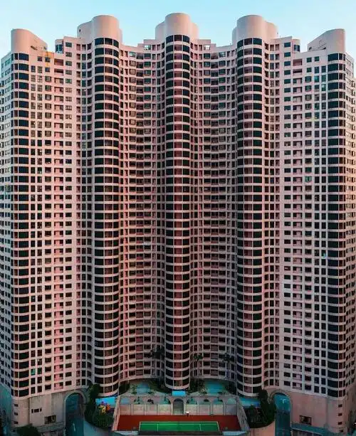 令人感到窒息,压抑的香港住宅楼