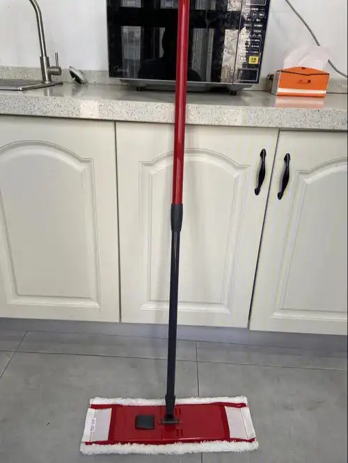 懒人的清洁拖把拖地也如此省力