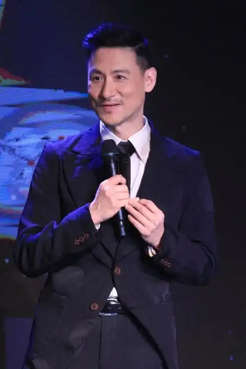 张学友回应年龄问题:70岁还要再见!