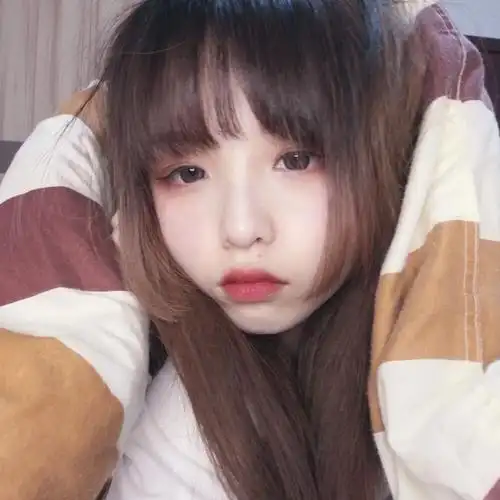 女生自拍的美图甜美清新美女自拍图片7