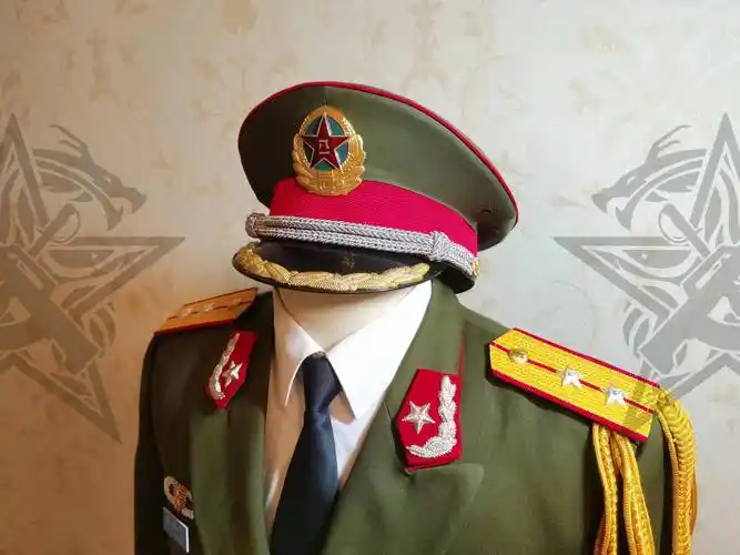 「军服鉴赏」97式陆军礼服_绶带_军官_衣服