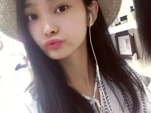 曾霏曾霏曾霏正在直播, 欢迎来看我的直播, 曾霏