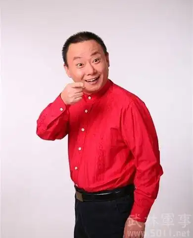 娱乐 明星资讯 喜剧演员邵峰写真王宏坤,也许大家并不熟悉他的名字