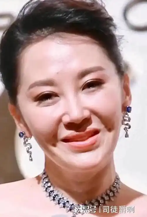 从高圆圆到许晴,个个生图精修反差大|素颜|模特|温碧霞|赵雅芝|杨紫琼