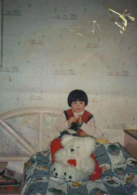 欢乐颂五美和靳东王凯童年旧照曝光天呐这是同一个人