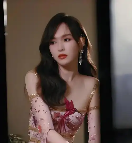 唐嫣:娱乐圈的坚定信仰者,用心诠释每一个角色的勇者 前些日子,女演员