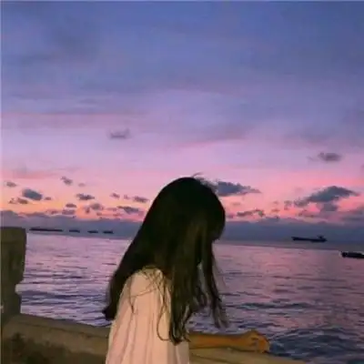 抖音最火个性头像女生 女孩子要先环游世界再拥抱爱情