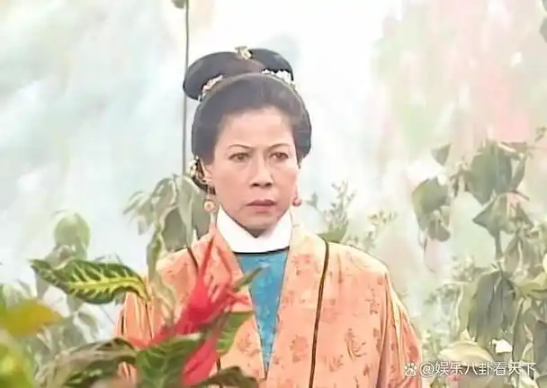 回顾6版裘千尺两版男人反串两版是一人演一版比小龙女还美