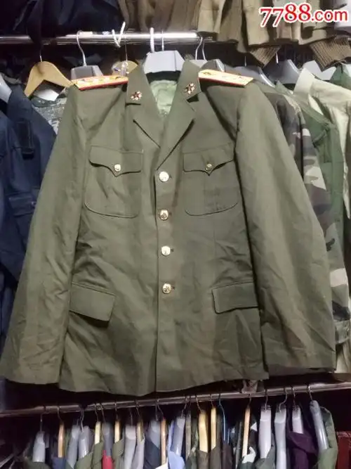 87式陆春秋常服