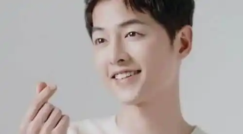 微微一笑哪位男明星的笑容能治愈你