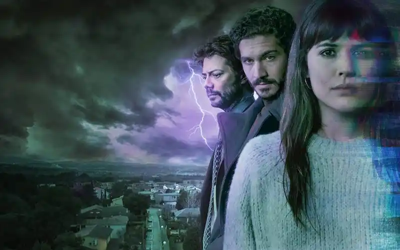 西班牙语听力训练_高分悬疑电影《海市蜃楼》西班牙语预告片