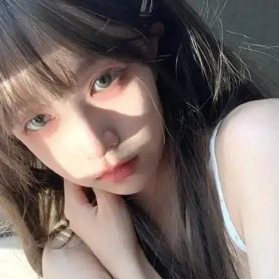 素颜比较真实的头像女高清照片_女生头像_头像屋