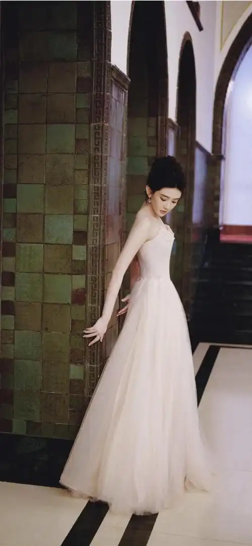 美女壁纸第5493期