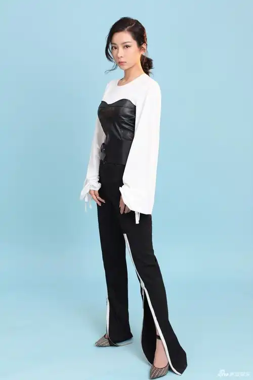 袁紫侨最新写真大片曝光