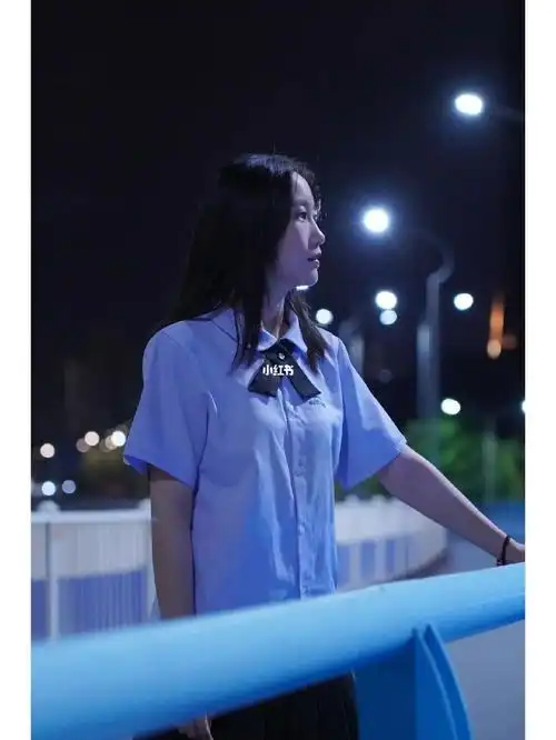 漂亮小姐姐顶着死亡顶光被我咔咔一顿拍!