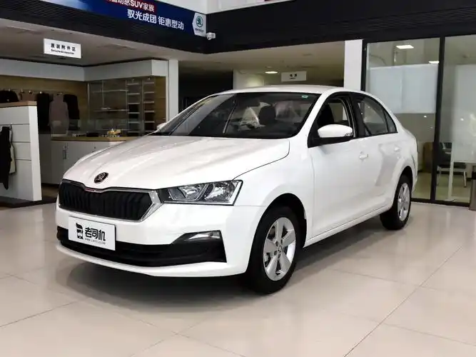 6l/100km综合油耗,大众系合资车的低价选择,实拍斯柯达昕锐