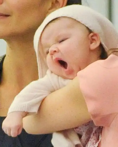 小时候的小七是贝家的掌上明珠,当小七刚出生时,小贝激动的流下了眼泪