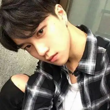 帅气男生头像高清大图帅气迷人的小哥哥