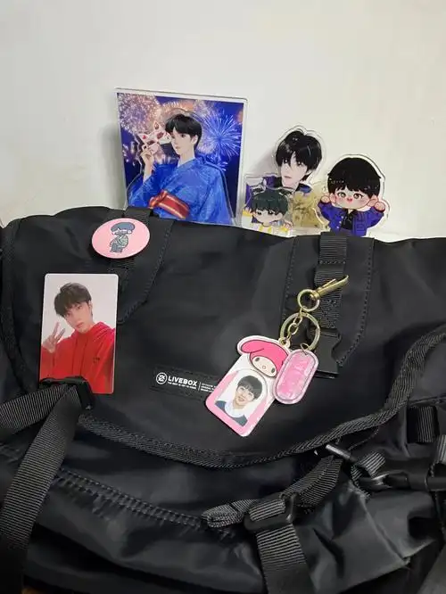 刘耀文sv同款包包真的很香