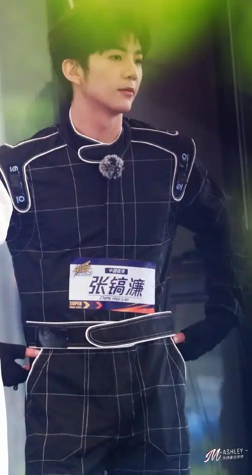 来自的乐华少年张镐濂