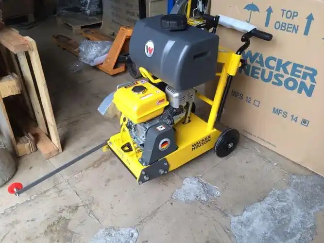 供应威克诺森mfs14小型汽油水泥路面切割机