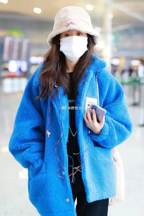 有没有袁冰妍这种不显臃肿的羊羔毛外套推荐?