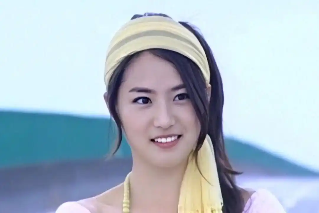 《放羊的星星》刘荷娜复出!带8岁儿子上《超回》脸僵差点认不出