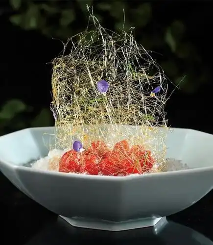 8道精美雅致菜品