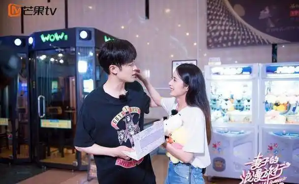 付辛博颖儿坚持婚姻aa制,众人质疑男方不靠谱,颖儿力挺为其澄清_女儿