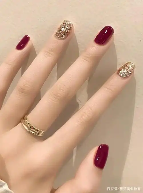 2021显手白美甲款式推荐,优雅时尚感十足