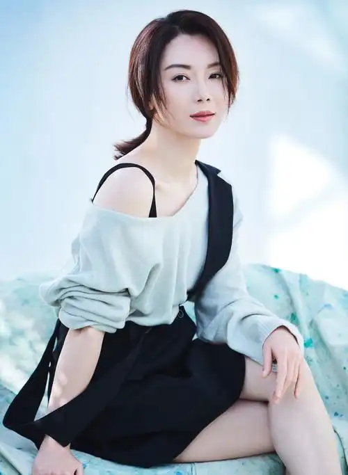 陈数最新写真大片曝光 自律美人优雅迷人_高清图集_新浪网