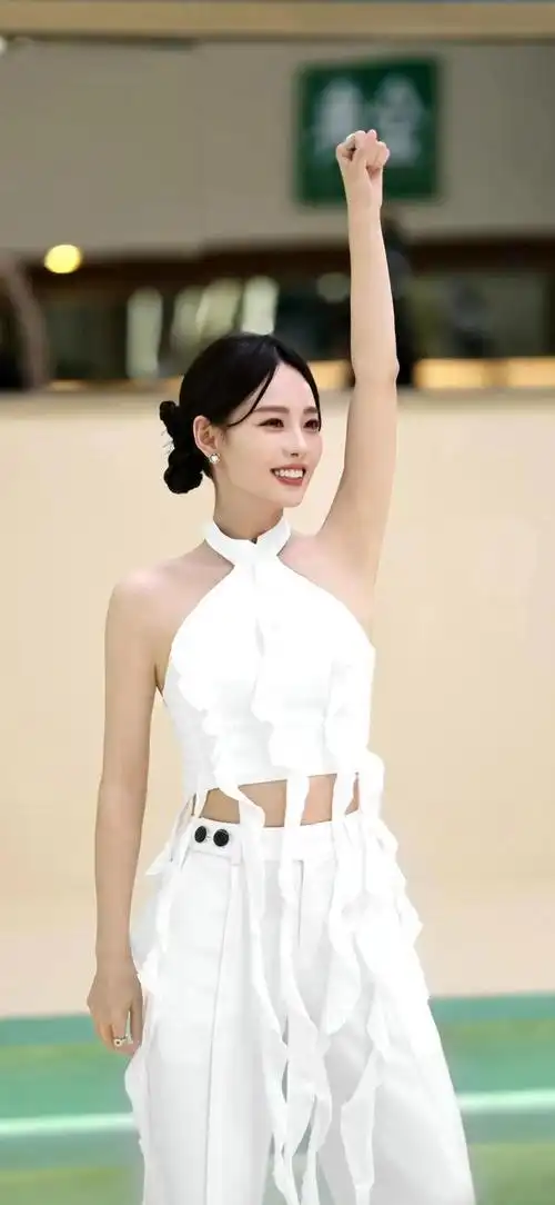 琼瑶女郎张嘉倪